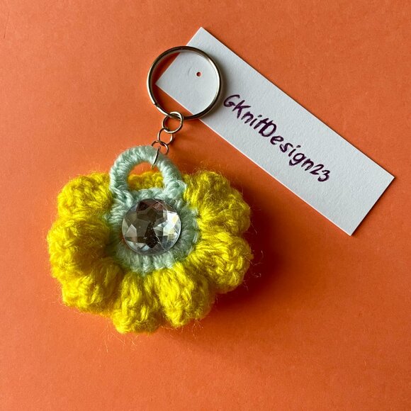 Handmade Bag Charm, Keychain Charm, Crochet Gift, Charm With Bird - Picture 2 of 7